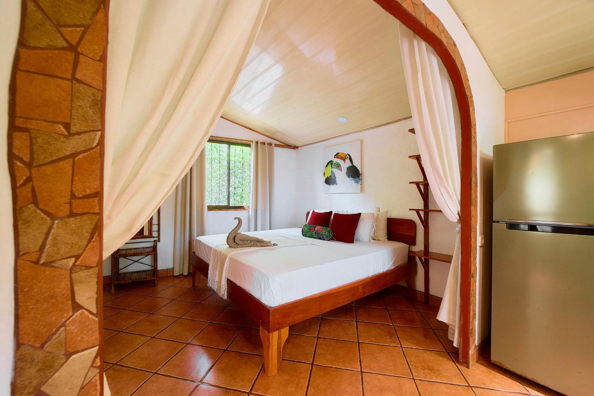 Cabinas Montesol Puerto Viejo de Talamanca Экстерьер фото
