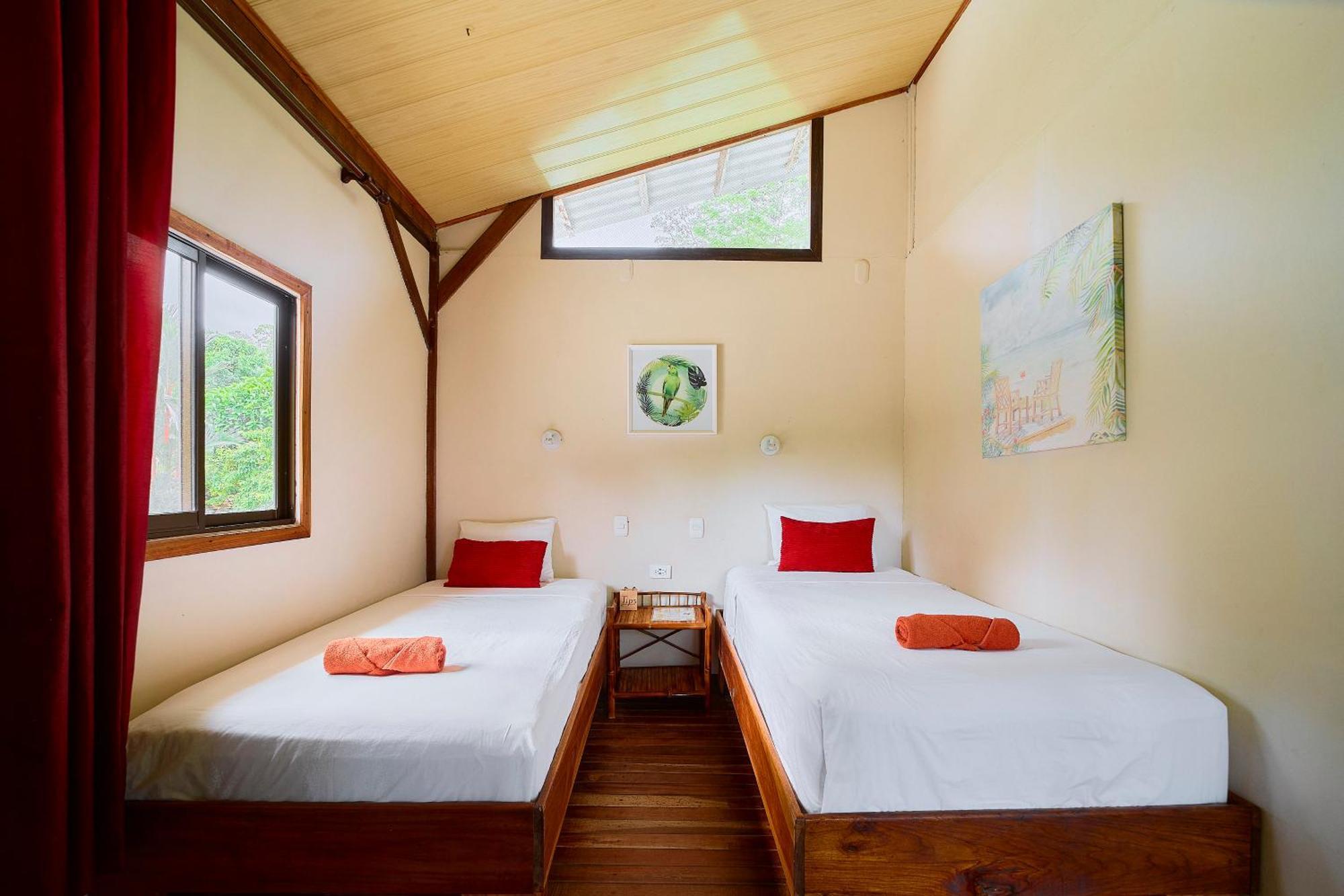Cabinas Montesol Puerto Viejo de Talamanca Экстерьер фото