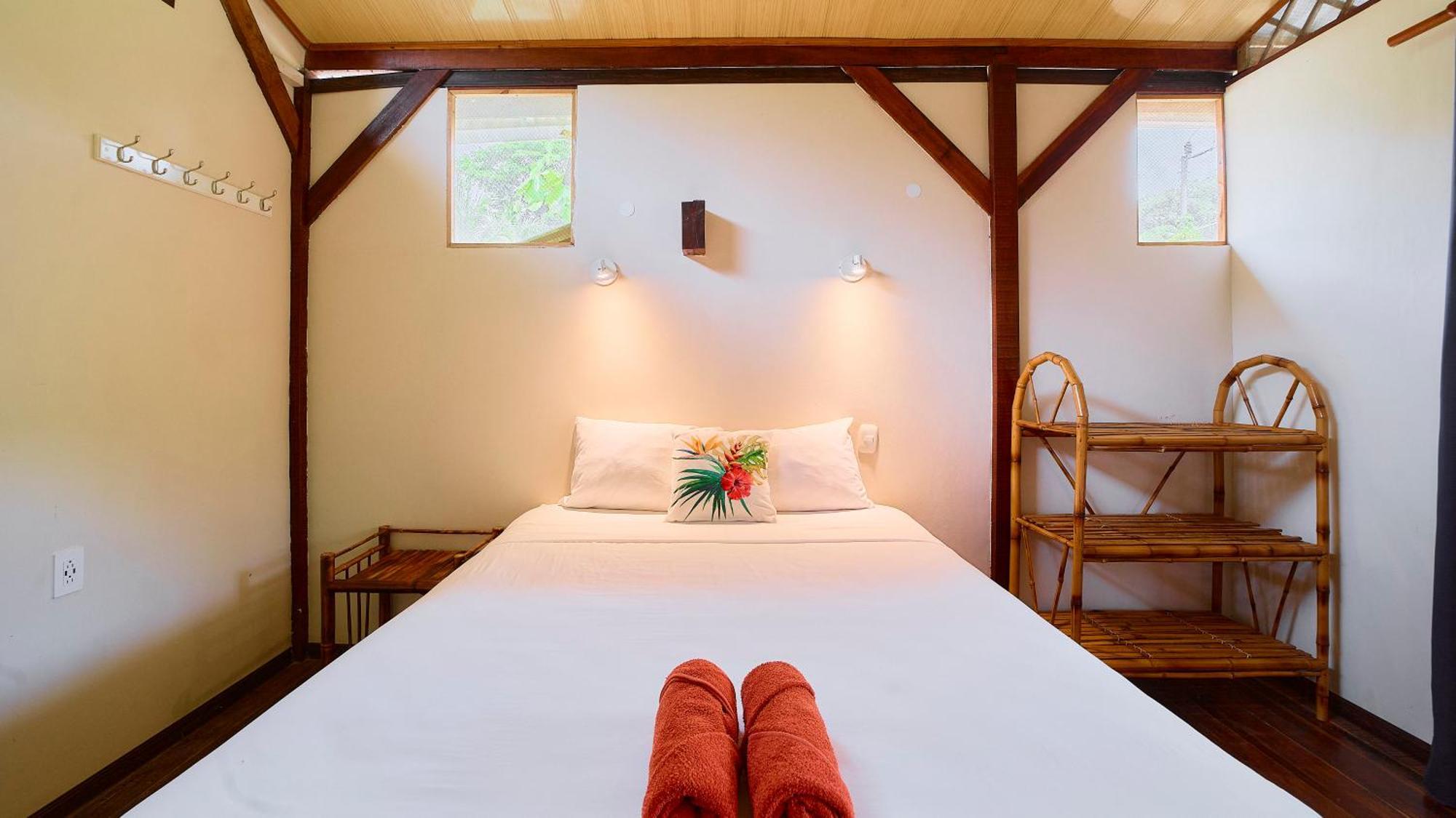 Cabinas Montesol Puerto Viejo de Talamanca Экстерьер фото