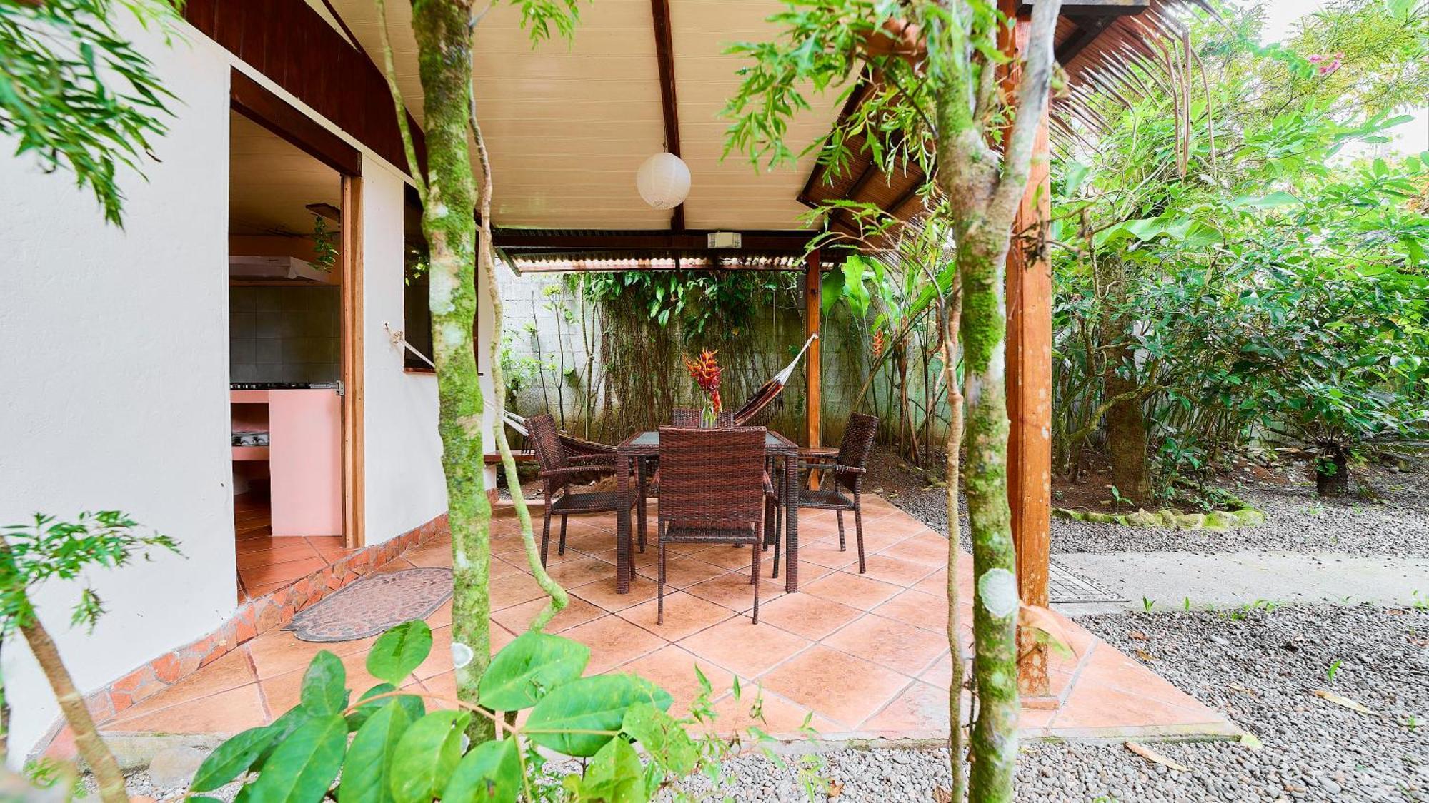 Cabinas Montesol Puerto Viejo de Talamanca Экстерьер фото